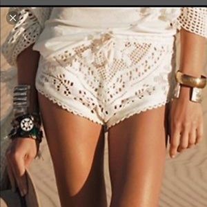 Spell and the gypsy fleetwood shorts